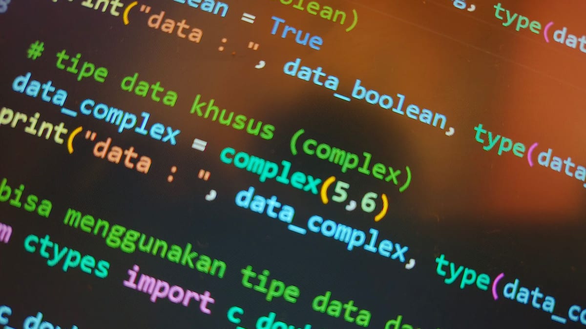 سكربت بايثون لتنظيف ودمج ملفات CSV أو Excel قابل لإعادة الاستخدام